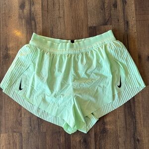 Nike Aeroswift Shorts